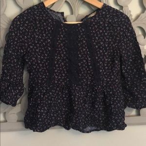 Flower blouse with lace